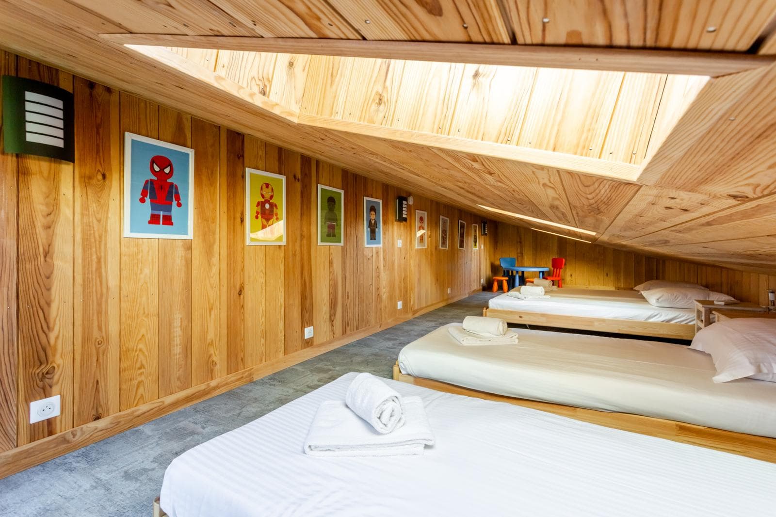 Bedrooms & dorm — Villa Les Zines