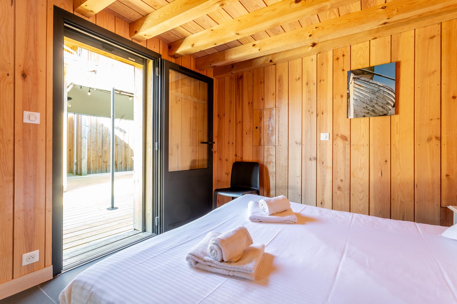 Bedrooms & dorm — Villa Les Zines