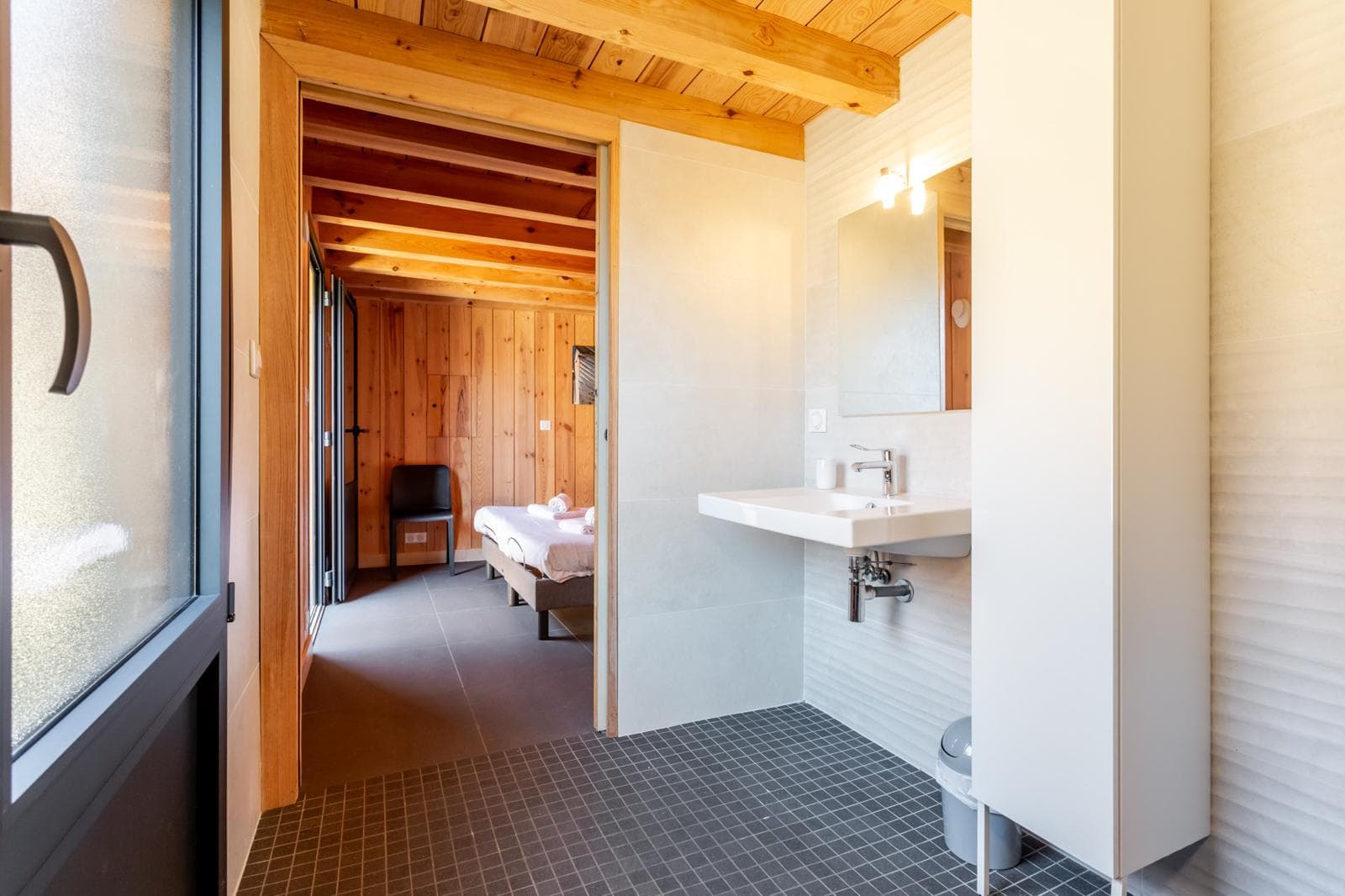 Bathrooms — Villa Les Zines