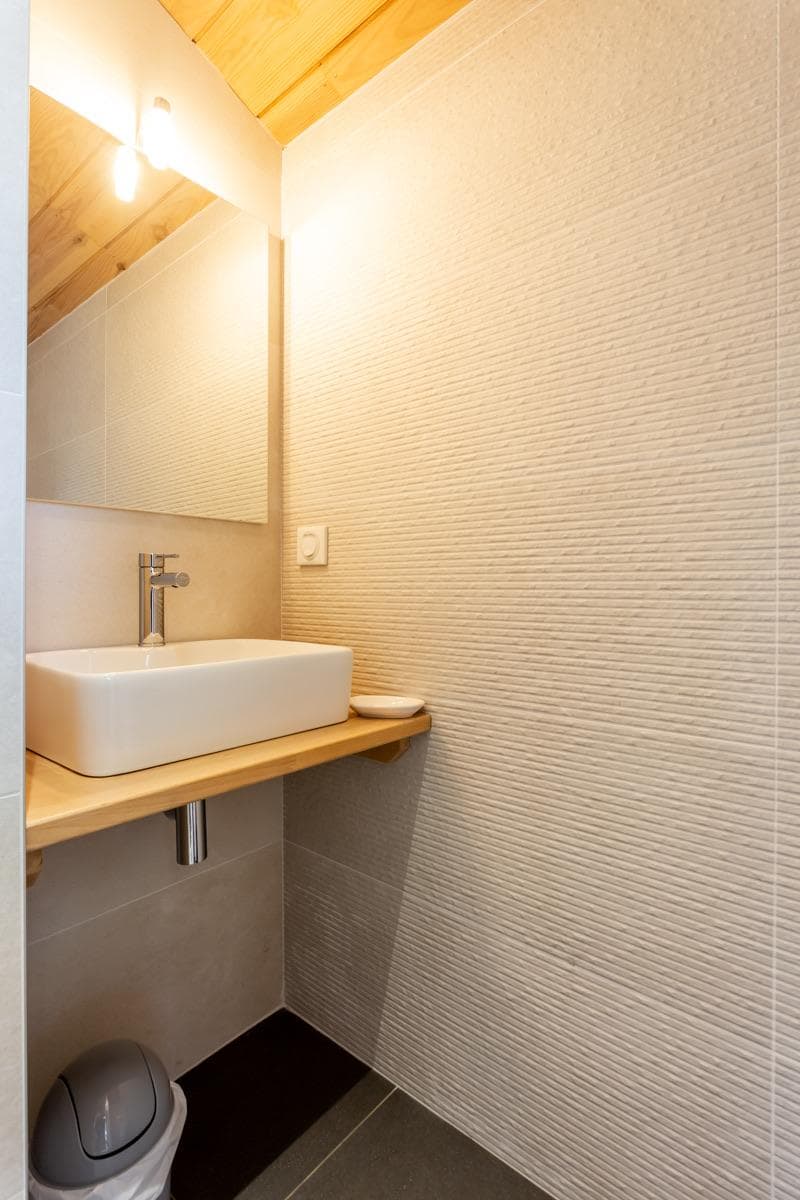 Bathrooms — Villa Les Zines